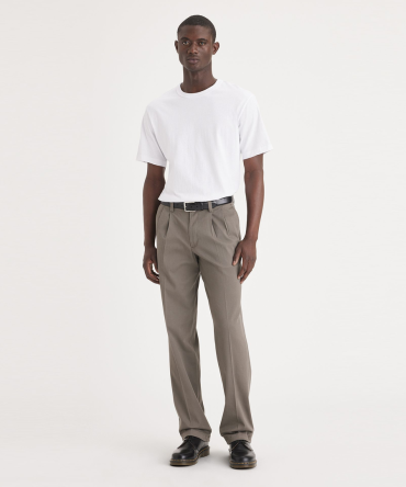 Easy Khakis, Pleated, Classic Fit (Big and Tall)