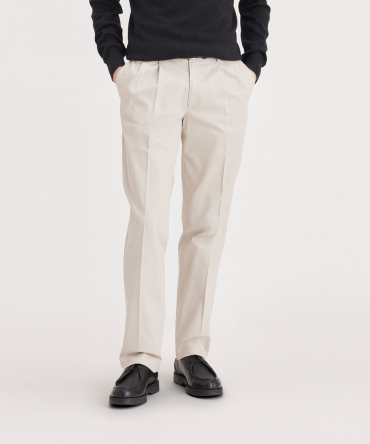 Signature Khakis, Pleated, Classic Fit (Big and Tall)