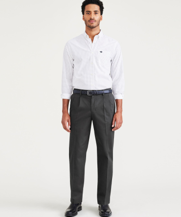 Signature Iron Free Khakis, Pleated, Classic Fit with Stain Defender® (Big and Tall)