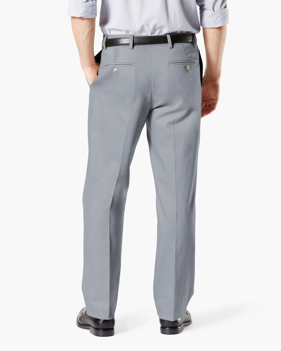 Signature Khakis, Pleated, Classic Fit (Big and Tall) - Image 3