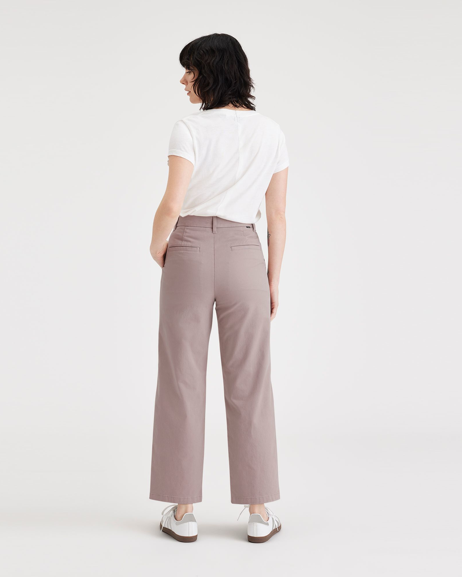 Weekend Chinos, Straight Fit - Image 2